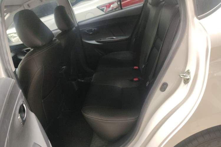 Used Toyota YARiS L 2019 1.5E CVT Dynamic Edition China VI compliant