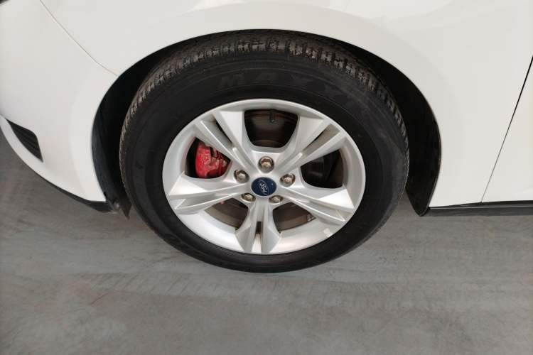 Used Ford Focus 2018 Hatchback Classic 1.6L Automatic Comfort Plus SmartDrive Edition
