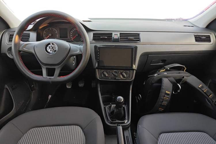 Used Volkswagen Santana 2021 1.5L Manual Fashion Edition
