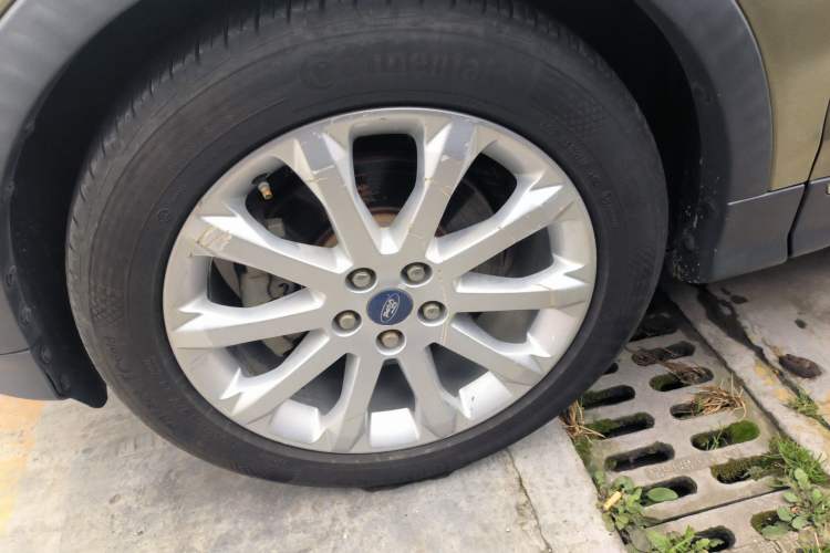 Used Ford Kuga 2015 2.0L GTDi Four-Wheel Drive Prestige Model