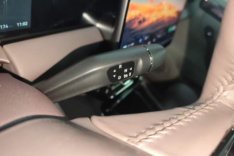 Used Leapmotor C11 2024 Range-Extended 300 Luxury Edition
