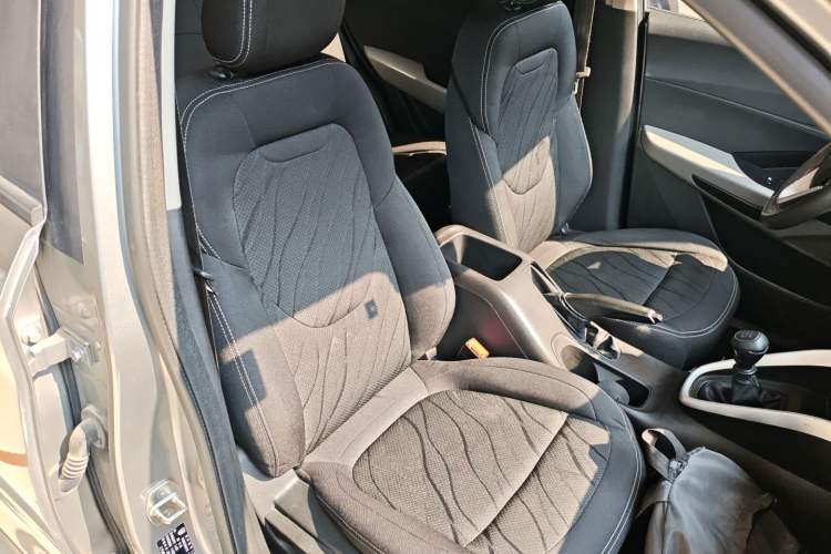 Used Baojun 510 2019 1.5L Manual Jingxiang Model 73kW China VI Emission Standard
