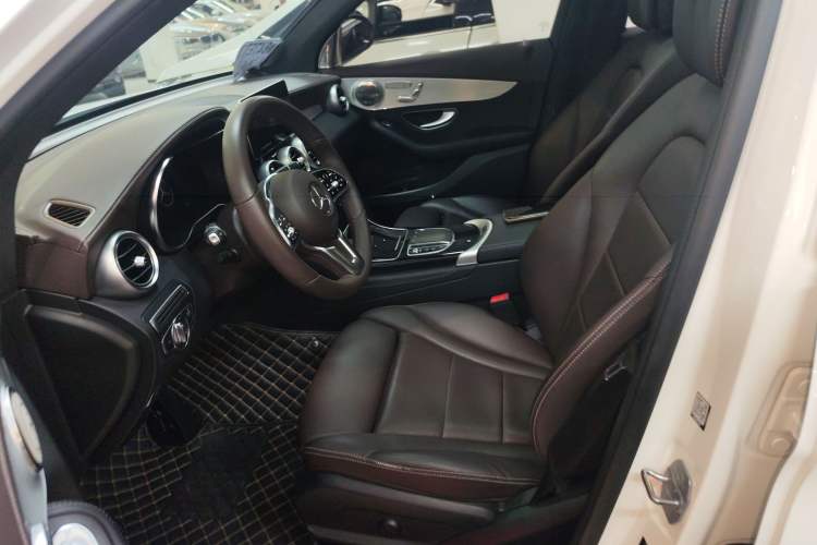 Used Mercedes-Benz GLC 2022 Second Facelift GLC 260 L 4MATIC Dynamic Edition
