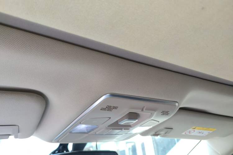 Used Geely Auto Emgrand GT 2017 1.8T Luxury Model
