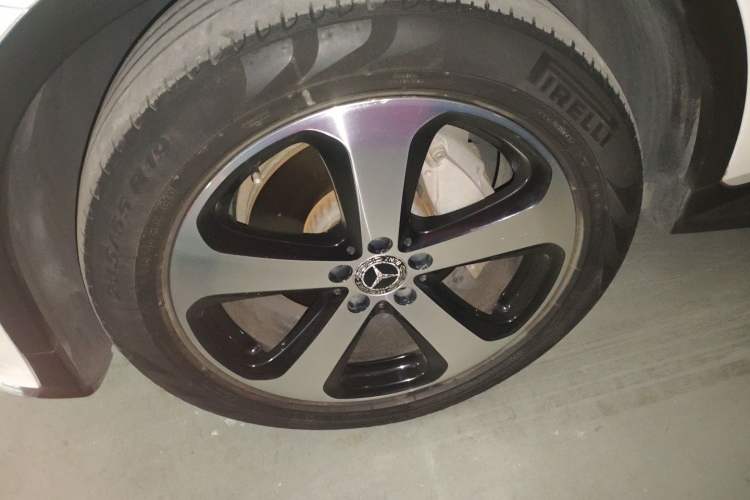 Used Mercedes-Benz GLC 2019 GLC 260 4MATIC Luxury Model
