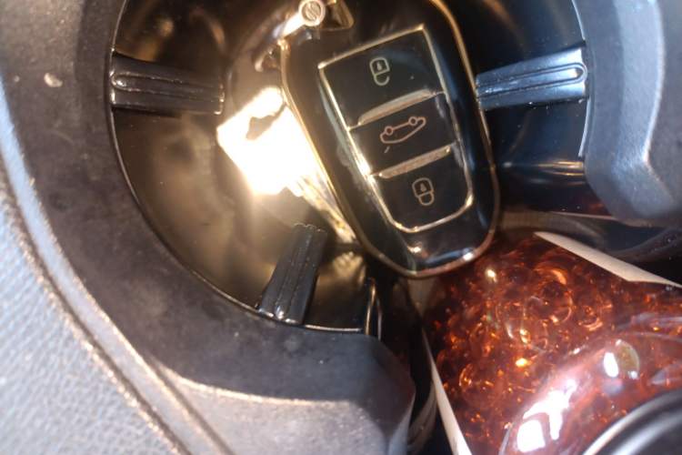 Used Peugeot 5008 2017 380THP 7-Seater Elite Edition
