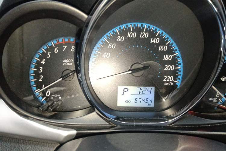 Used Toyota YARiS L 2019 1.5E CVT Dynamic Edition China VI compliant
