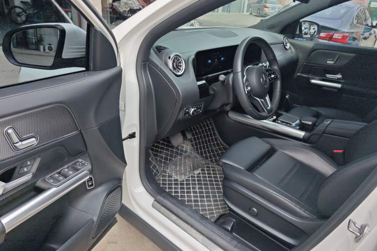 Used Mercedes-Benz GLA 2020 GLA 200
