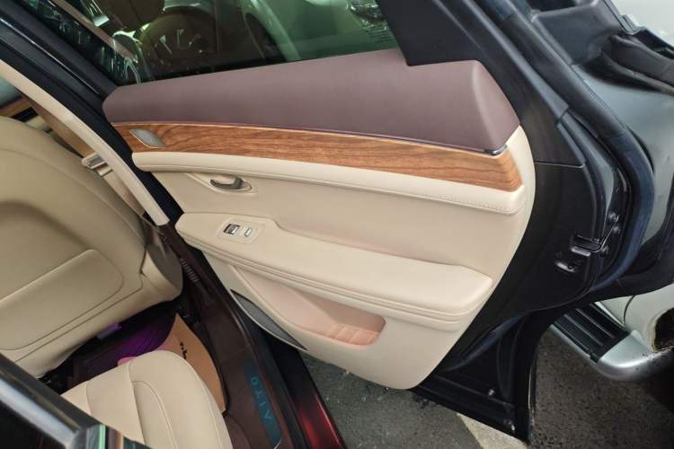 Used Hima AITO M7 2024 1.5T Rear-Drive Plus Version 5 Seats