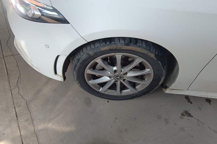 Used Mercedes-Benz A-Class 2021 A 200 L Sport Sedan Fashion Model
