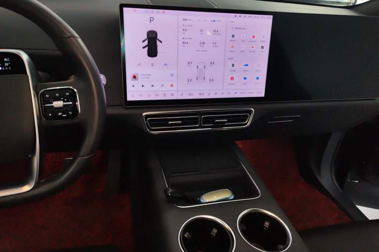 Used Li Auto L7 2023 Pro Model
