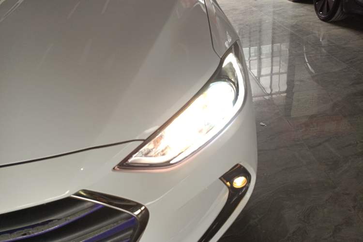 Used Hyundai Elantra 2016 1.4T Dual-Clutch Xuan Dong · Dynamic Version
