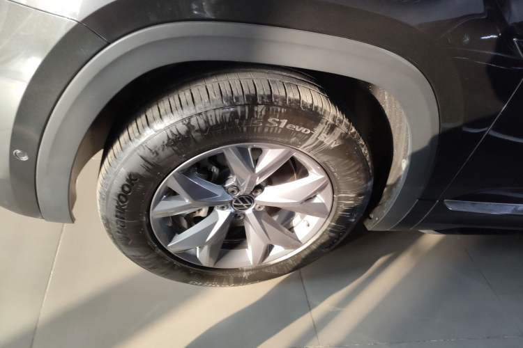 Used Volkswagen Teramont X 2022 330TSI Two-Wheel-Drive Luxury Edition
