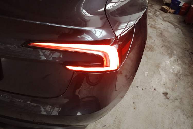 Used Tesla Model 3 2023 Long-Range All-Wheel-Drive Version
