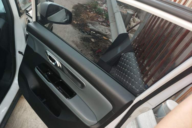 Used AION Y 2022 Plus 70 Tech Edition
