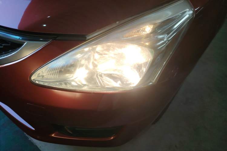 Used Nissan Tiida 2011 1.6L CVT Comfort Model
