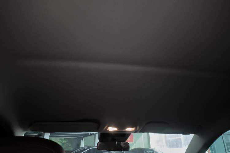 Used Hongqi E-QM5 2021 Charging T3 Version 4 Seats
