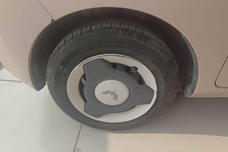 Used Wuling Hongguang MINIEV 2021 Macaron Premium Model – Lithium Iron Phosphate