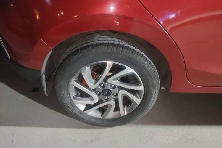 Used  Refine S2 2015 1.5L CVT Luxury Smart Version