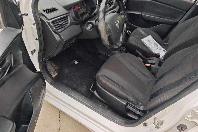 Used Baojun 310 2016 1.2L Manual Value Edition

