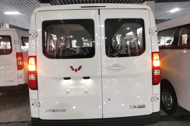 Used Wuling Yangguang 
