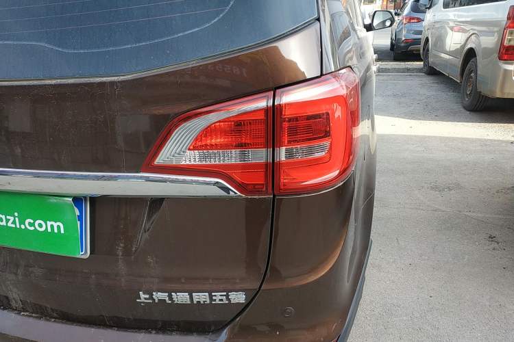 Used Baojun 730 2016 1.5T Manual Luxury Edition 7 Seats
