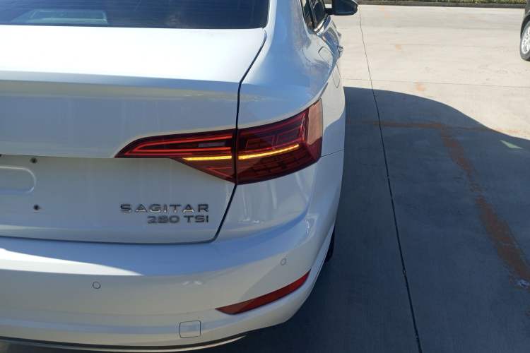 Used Volkswagen Sagitar 2019 200TSI DSG Comfort Version China VI Standard
