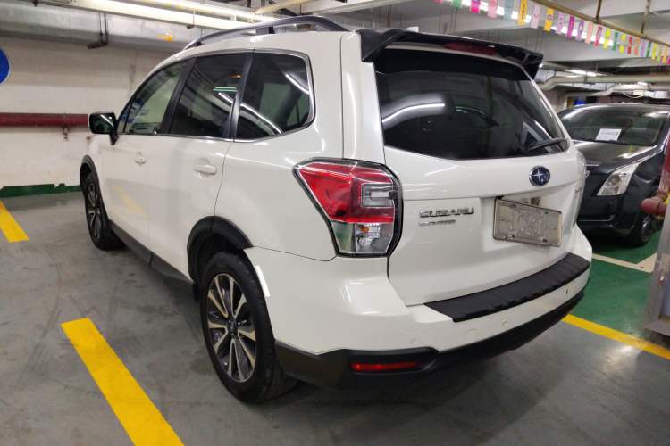 Used Subaru Forester 2018 2.0i Luxury Navigation Edition
