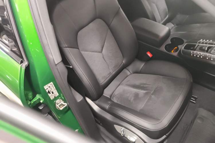 Used Porsche Macan 2018 Macan 2.0T