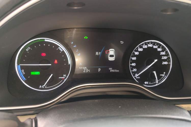 Used Toyota Avalon 2019 Dual-Engine 2.5L Luxury Edition China VI Standard
