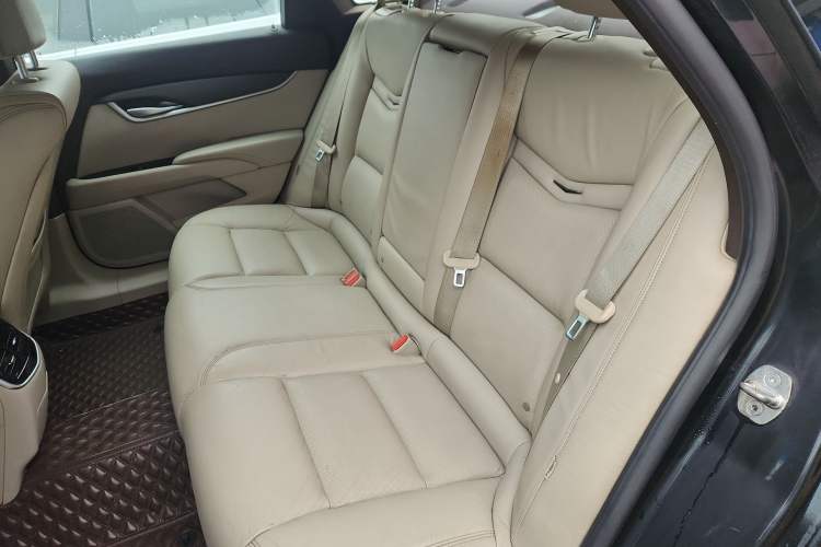 Used Cadillac XTS 2014 28T Comfort Version