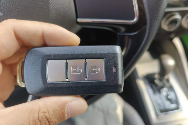 Used Mitsubishi ASX 2020 2.0L CVT Smart Edition
