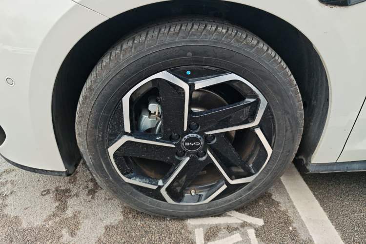 Used BYD Seal 06 New Energy 2025 DM-i Intelligent Drive 120KM Flagship Model
