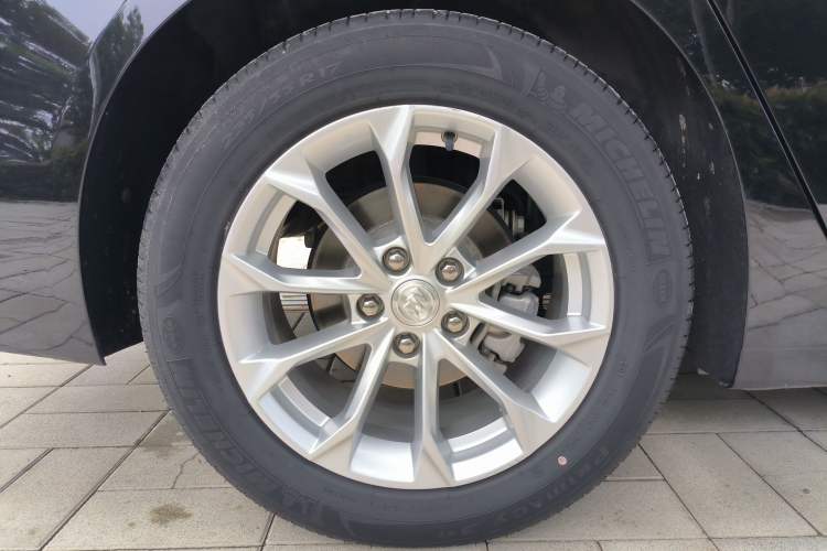 Used Buick LaCrosse 2022 552T Luxury Version
