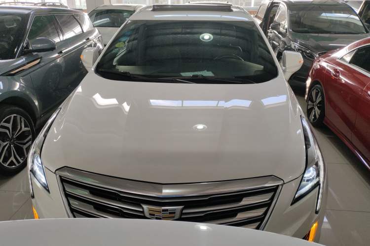 Used Cadillac XT5 2018 28E Four-Wheel Drive Tech Version
