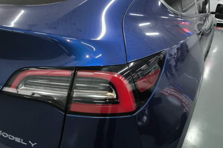 Used Tesla Model Y 2022 Rear-Wheel-Drive Version
