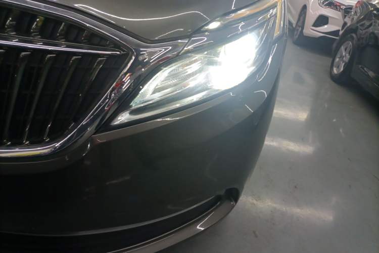 Used Buick GL8 2017 ES 28T Comfort Model China V Standard
