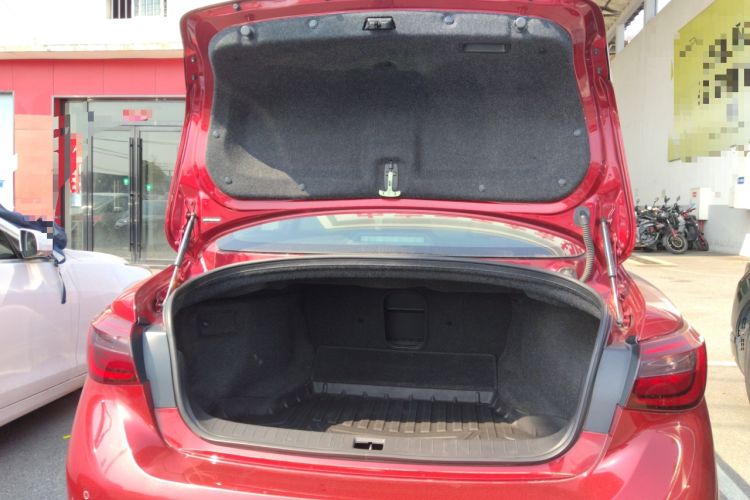 Used Infiniti Q50L 2018 2.0T Comfort Edition China VI Standard