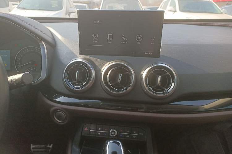 Used Wey VV5 2017 2.0T Ultra-Luxury Version