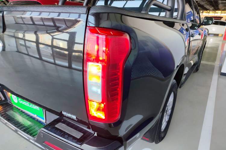 Used Great Wall Poer 2019 2.0T Commercial Version Manual Diesel 4x4 Elite Standard Box GW4D20M
