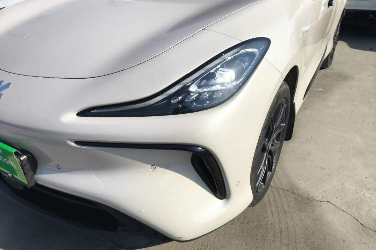 Used  LS6 2023 Max Standard Edition
