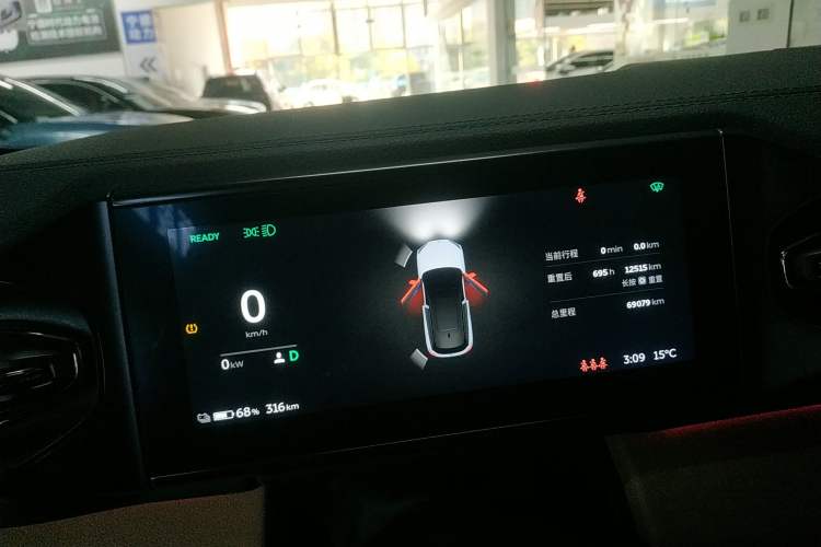 Used Nio ES6 2019 430 km Performance Version
