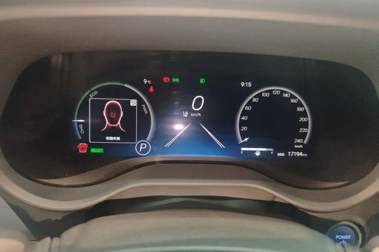 Used Toyota Sienna 2021 2.5L Hybrid Platinum Edition