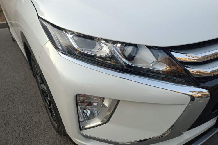 Used Mitsubishi Eclipse Cross 2019 1.5T CVT Two-Wheel Drive Dream Edition China VI Standard