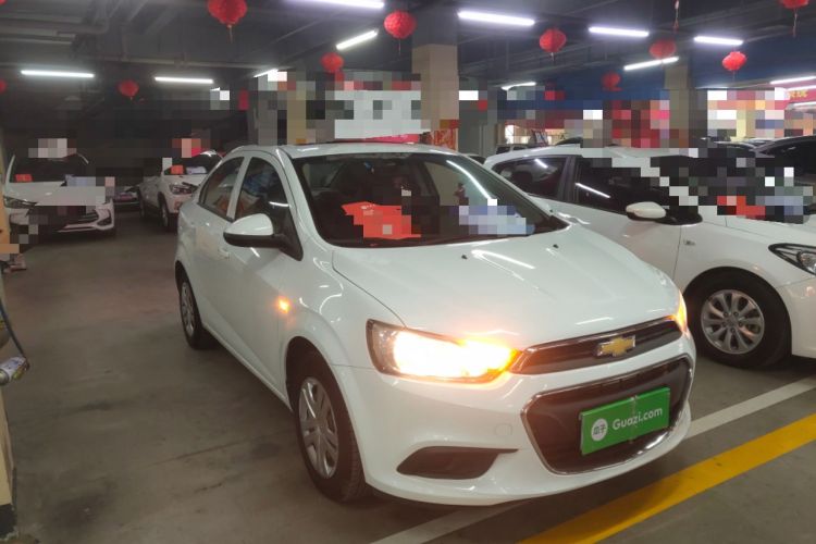 Used Chevrolet Aveo Sonic 2014 Sedan 1.4SL AT Stylish Sunroof Edition