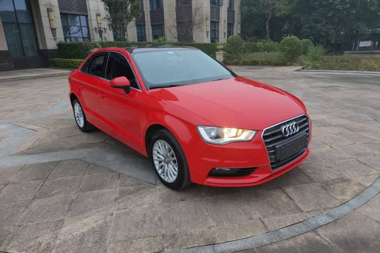 Used Audi A3 2014 Limousine 35 TFSI Automatic Fashion Model
