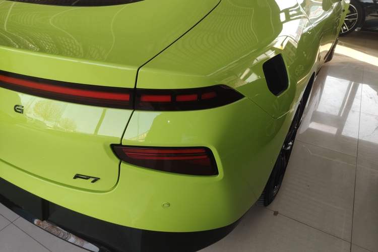 Used XPeng P7 2022 670E+ Pengyi Edition
