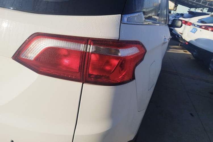 Used Wuling Hongguang S3 2018 1.5L Manual Comfort Model China V Standard