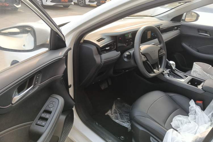 Used Roewe i5 2023 1.5L CVT Luxury Edition
