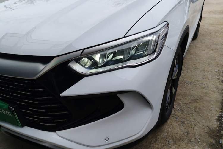 Used BYD Song Pro New Energy 2024 HONOR Edition DM-i 71KM Navigation Model
